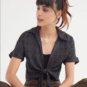 urban outfitters front tie crop top